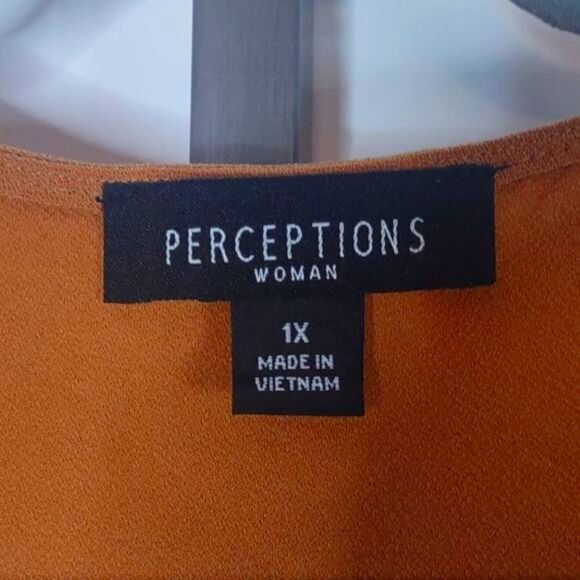 Perceptions Women 1X Carmel Polyester Tie Overblouse - Picture 4 of 9